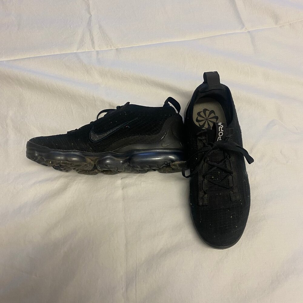 Women's Black Nike Vapor Max